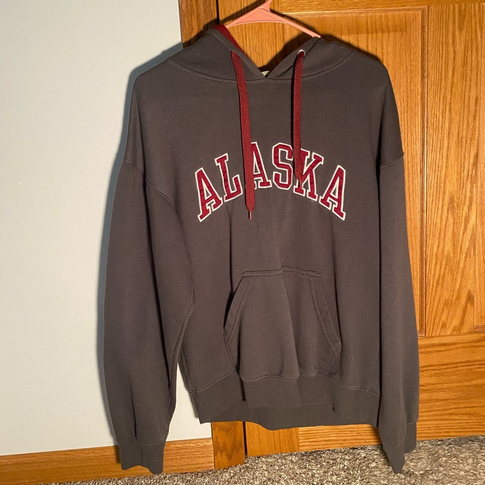 Men’s medium Alaska sweatshirt